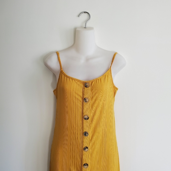 MAGAZINE | Golden mustard yellow button down maxi / midi dress (Size M) - Picture 3 of 10